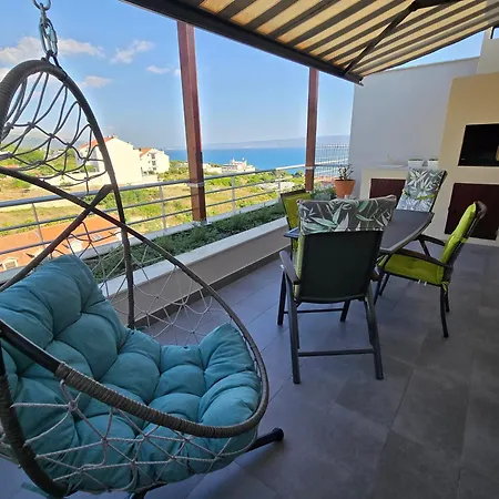 Sunrise Penthouse Znjan Apartamento Split