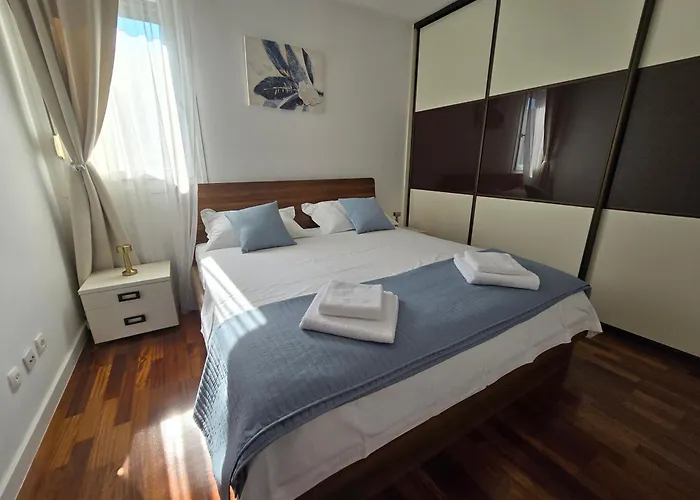 Sunrise Penthouse Znjan Apartamento