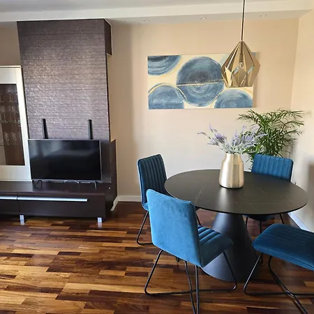 Sunrise Penthouse Znjan Daire