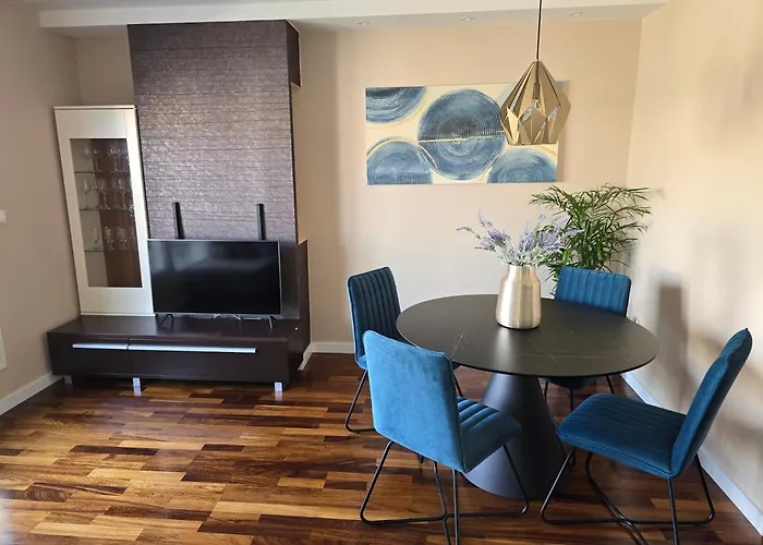 Sunrise Penthouse Znjan 아파트