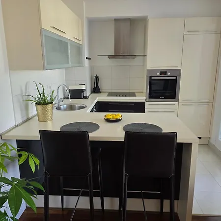 Sunrise Penthouse Znjan *
